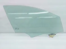 Стекло двери Kia K5