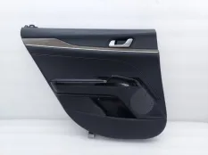 Обшивка двери Kia K5