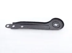 Кронштейн подрамника Kia K5