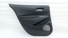 Обшивка двери Toyota Corolla