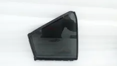 Форточка двери Toyota Corolla