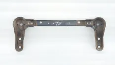 Кронштейн подрамника Nissan Qashqai