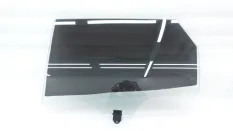 Стекло двери Kia Sportage