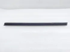 Уплотнитель стекла двери BMW 3-Series