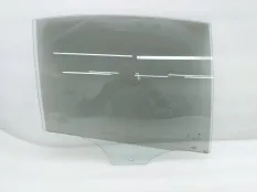 Стекло двери BMW 3-Series