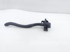 Маслозаливная горловина Mercedes-Benz Vito