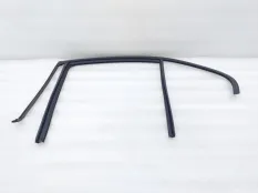 Уплотнитель стекла двери BMW 3-Series