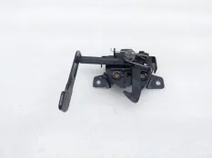 Замок капота Москвич 3