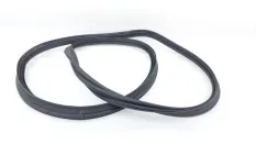Уплотнитель крышки багажника Chery Arrizo 8