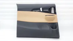 Обшивка двери Kia Carnival