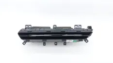 Дефлектор воздушный центральный Geely Monjaro