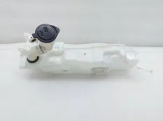 Бачок омывателя Toyota Land Cruiser