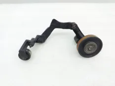 Кронштейн двигателя Toyota Land Cruiser