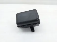 Корпус блока предохранителей Toyota Land Cruiser