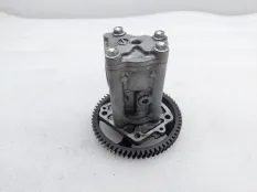 Масляный насос Toyota Land Cruiser