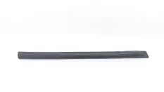 Уплотнитель двери Toyota Hilux