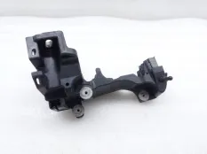 Кронштейн впускного коллектора Ford Kuga