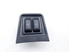 Кнопка обогрева сидений Mitsubishi Outlander