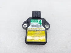 Датчик курсовой устойчивости Toyota Land Cruiser