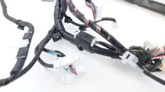 Проводка подкапотная Toyota Hilux