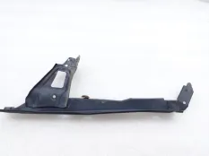 Кронштейн замка капота Toyota Land Cruiser