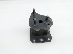 Кронштейн усилителя бампера Toyota Land Cruiser