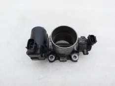 Заслонка дроссельная Toyota Land Cruiser