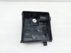 Корпус воздушного фильтра Toyota Land Cruiser