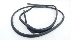 Уплотнитель двери Kia K5