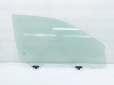 Стекло двери Toyota Highlander