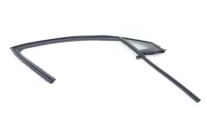 Форточка двери Kia Sportage