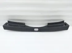 Кожух замка багажника Nissan Qashqai