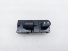 Кнопка стеклоподъемника Nissan Qashqai