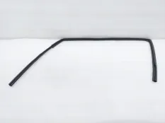 Уплотнитель стекла двери Nissan Qashqai