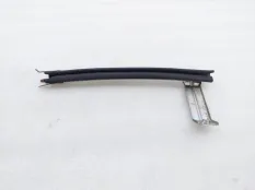 Направляющая стекла двери Nissan Qashqai