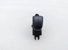 Кнопка стеклоподъемника Nissan Qashqai