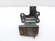 Кронштейн усилителя бампера Nissan Qashqai