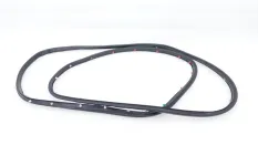 Уплотнитель двери Kia Carnival