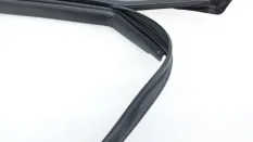 Уплотнитель стекла двери Haval Jolion