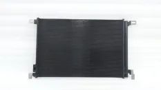 Радиатор кондиционера Audi Q7