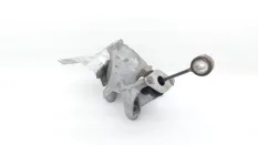 Кронштейн двигателя Audi Q7