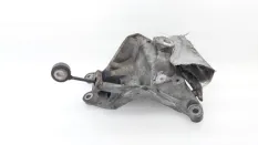 Кронштейн двигателя Audi Q7