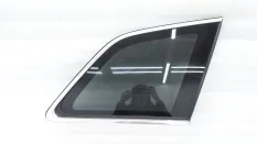 Стекло кузовное глухое Audi Q7