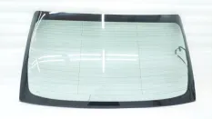 Стекло заднее Toyota Camry