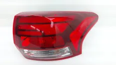 Фонарь Mitsubishi Outlander