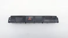 Кнопка аварийной сигнализации Mitsubishi Outlander