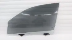 Стекло двери Mitsubishi Outlander