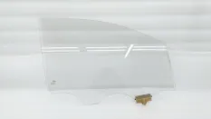 Стекло двери Kia Carnival