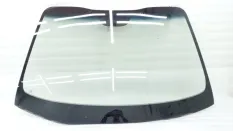 Стекло лобовое Kia Carnival