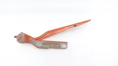 Петля капота Dodge Charger